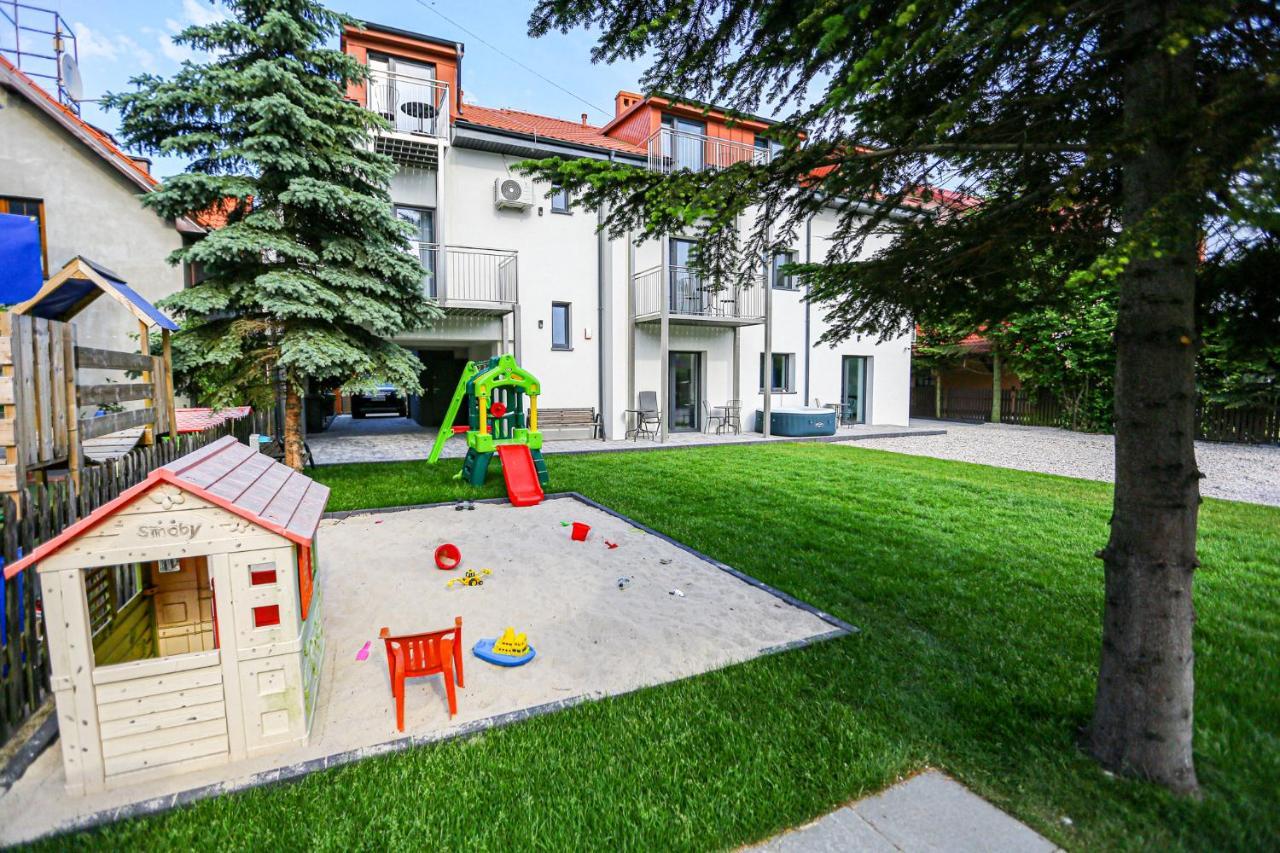 Apart Baltyk Pokoje & Apartamenty Leba Exterior foto