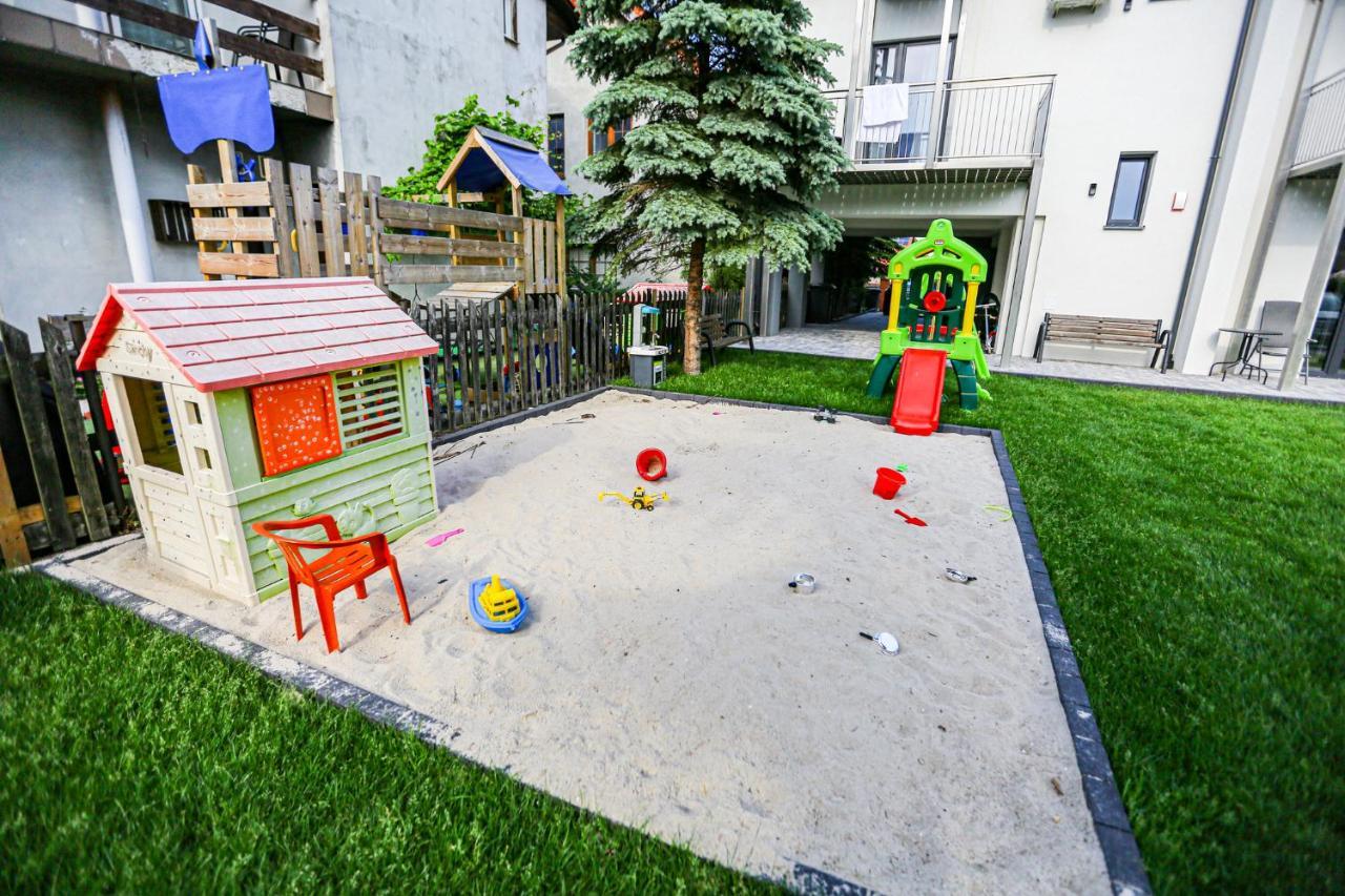 Apart Baltyk Pokoje & Apartamenty Leba Exterior foto