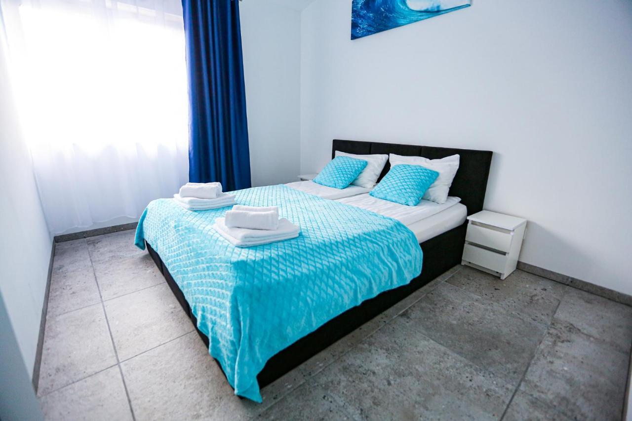 Apart Baltyk Pokoje & Apartamenty Leba Exterior foto