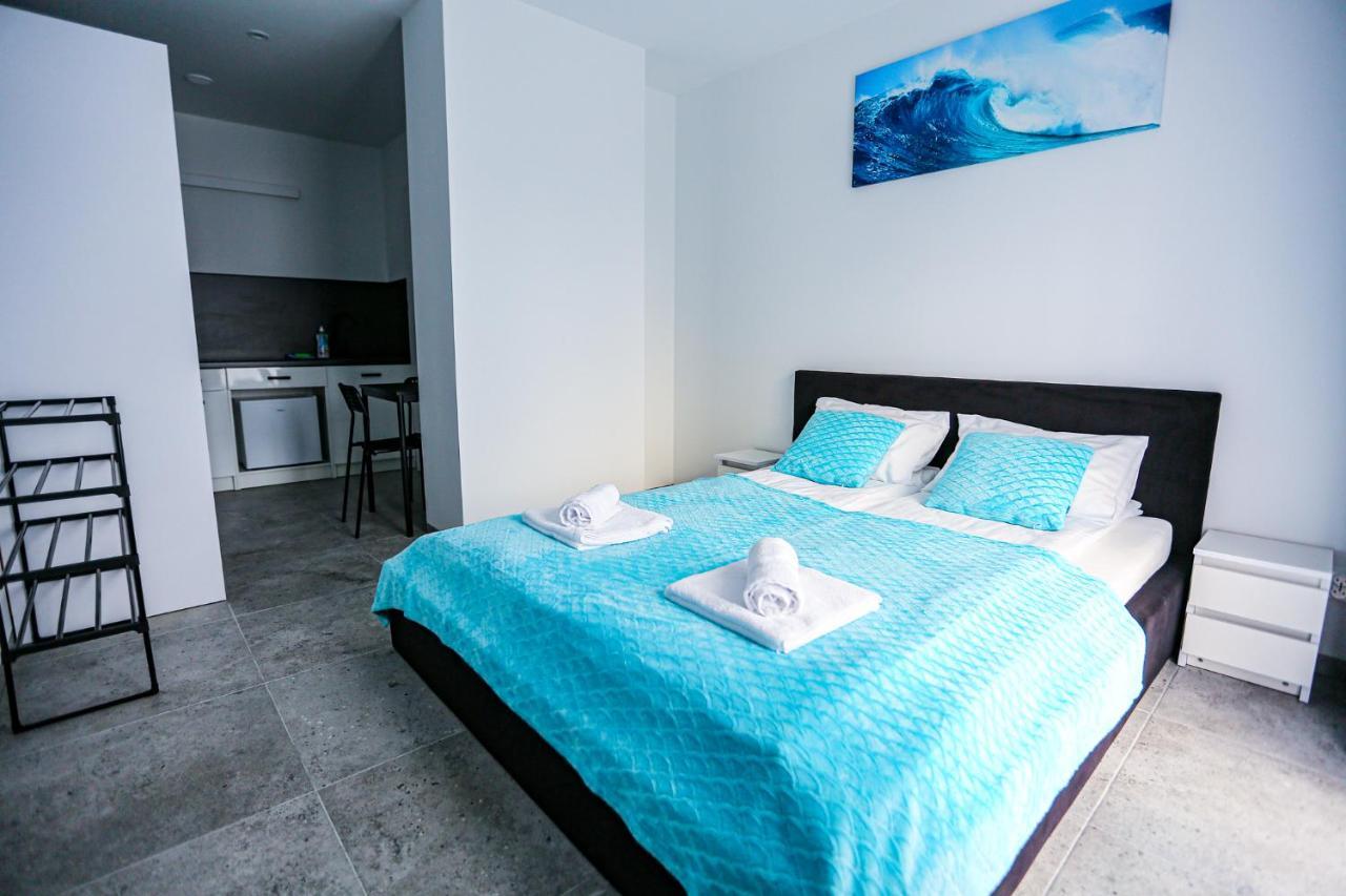 Apart Baltyk Pokoje & Apartamenty Leba Exterior foto