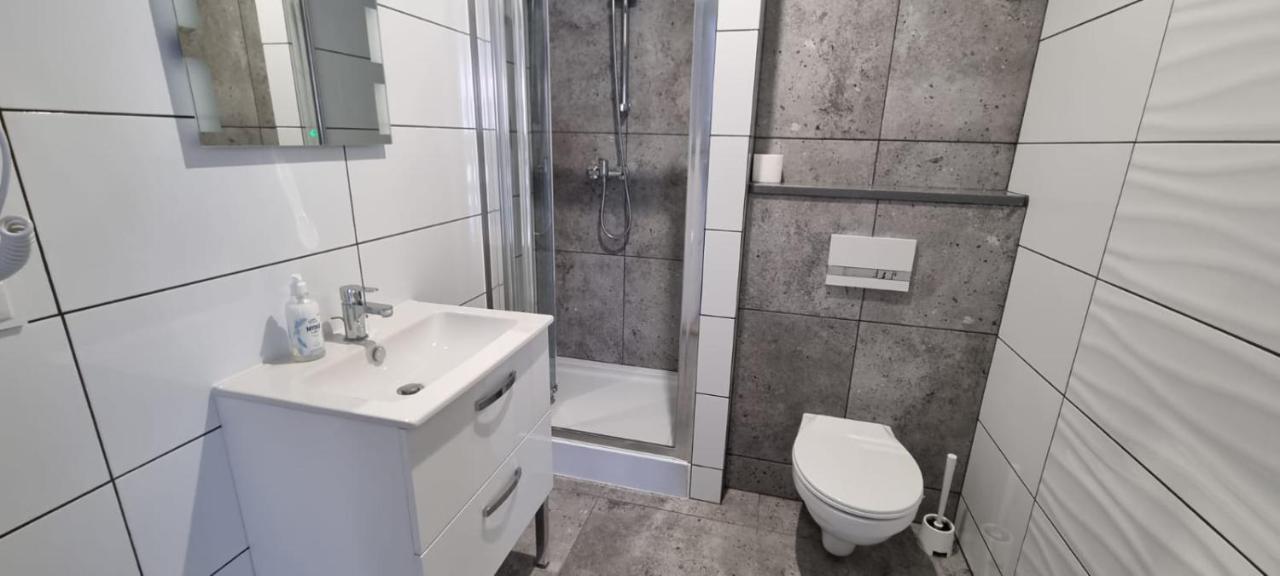 Apart Baltyk Pokoje & Apartamenty Leba Exterior foto