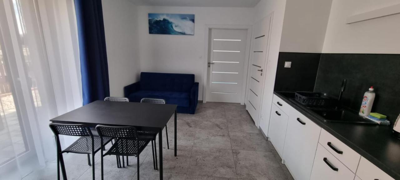 Apart Baltyk Pokoje & Apartamenty Leba Exterior foto