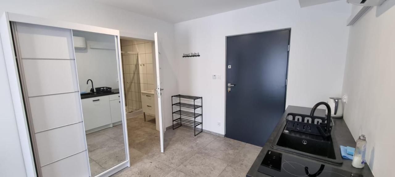 Apart Baltyk Pokoje & Apartamenty Leba Exterior foto